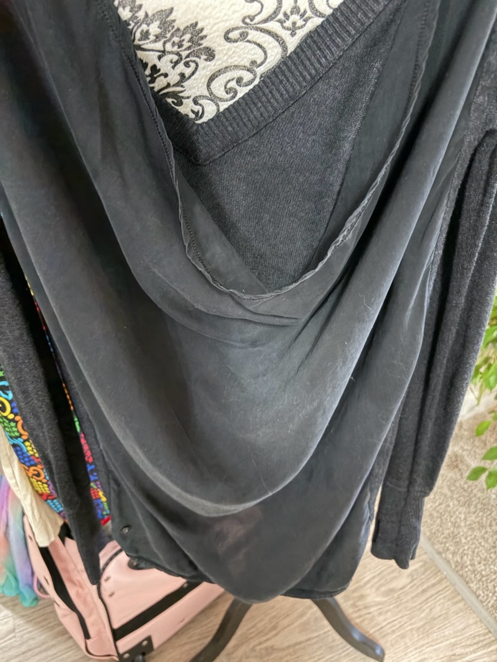 LULULEMON⭐️- 4 For $25⭐️athletica Black V-Neck Knit Sweater - Picture 4 of 4